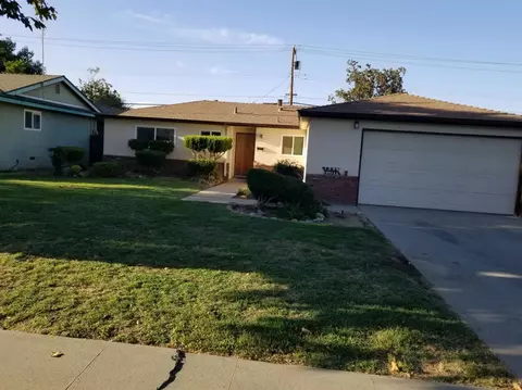 1344 Mill St, Selma, CA 93662 photo 1