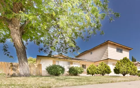 2996 Pierce Dr, Clovis, CA 93612 photo 1