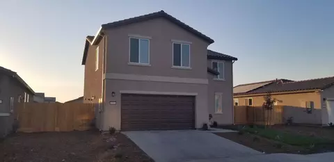 6935 E Atchison Ave, Fresno, CA 93727 photo 1