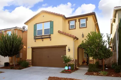 1552 N Sanders Ave, Clovis, CA 93619 photo 1