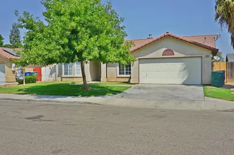 3003 Ren Way, Madera, CA 93637 photo 1