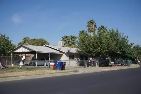 900 Owens St, Madera, CA 93638 photo 1