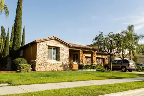 860 Lily Ave, Sanger, CA 93657 photo 1