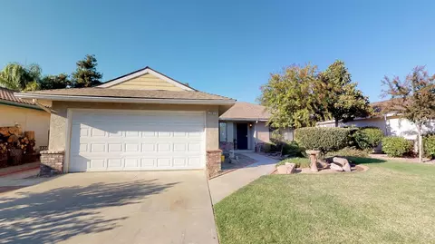 2805 Pinewood Dr, Madera, CA 93637 photo 1