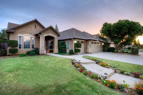 2946 Roberts Ave, Clovis, CA 93611 photo 1