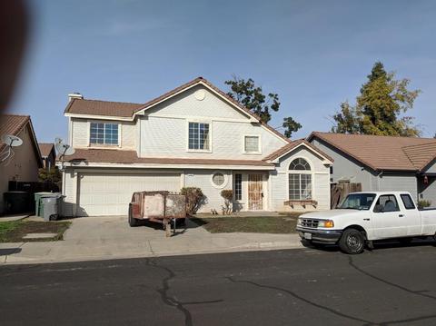 253 W Cromwell Ave, Clovis, CA 93611 photo 1