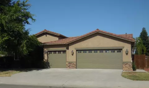 1161 Greenfield Ave, Clovis, CA 93611 photo 1