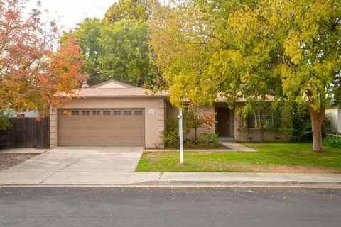 2406 Stanford Ave, Clovis, CA 93611 photo 1