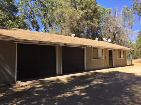 38193 Pine Crest Ct, Oakhurst, CA 93644 photo 1