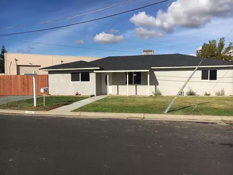 1485 Escalon Ave, Clovis, CA 93611 photo 1