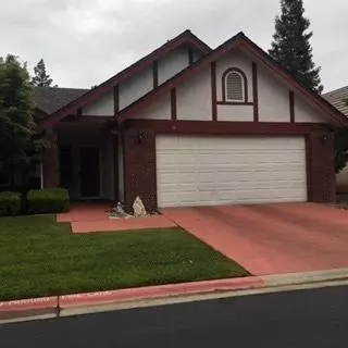 2251 Dawson Cove Ln, Clovis, CA 93611 photo 1