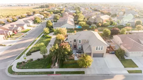 3344 Sierra Madre Ave, Clovis, CA 93619 photo 1