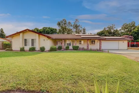 18890 Shore Dr, Madera, CA 93638 photo 1
