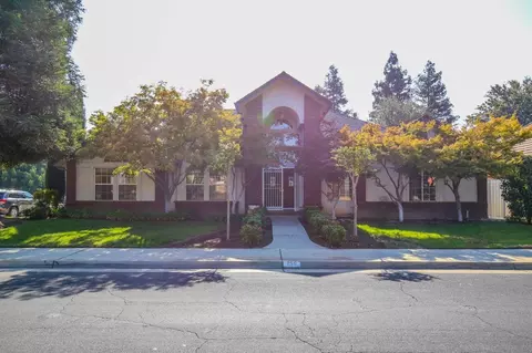 756 Cromwell Ave, Clovis, CA 93611 photo 1