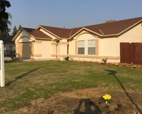 644 Karen Ave, Kerman, CA 93630 photo 1