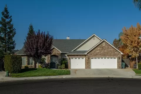 1832 N Villa Ave, Clovis, CA 93619 photo 1
