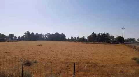 9080 18th Ave, Lemoore, CA 93245 photo 1