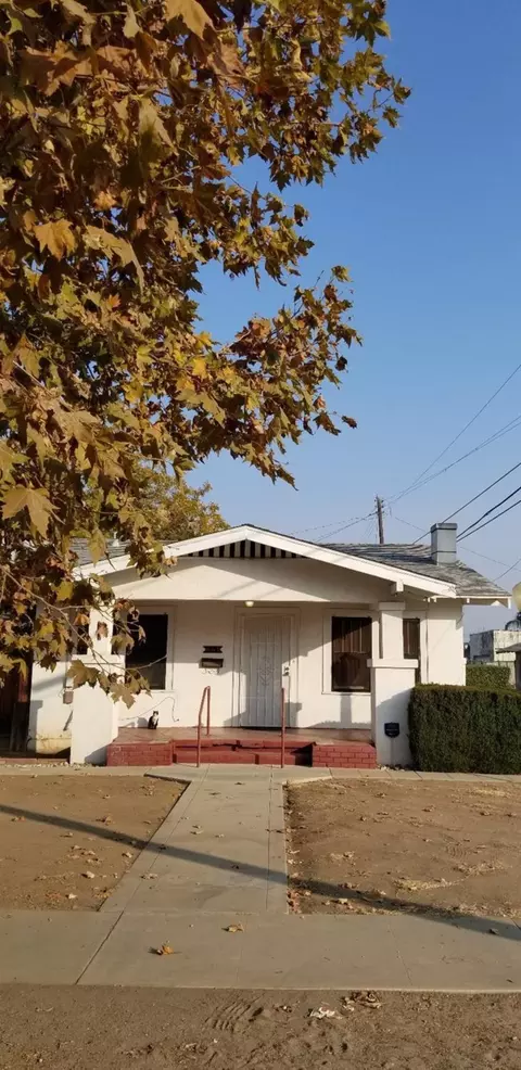 663 El Monte Way, Dinuba, CA 93618 photo 1