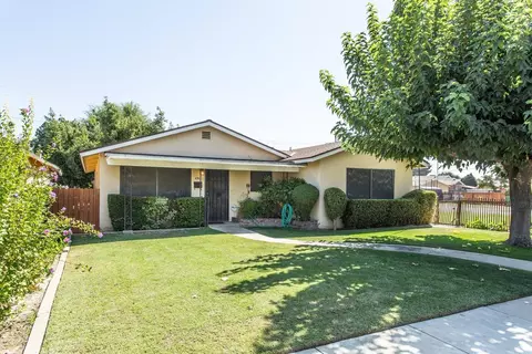 836 Rawson Ave, Sanger, CA 93657 photo 1