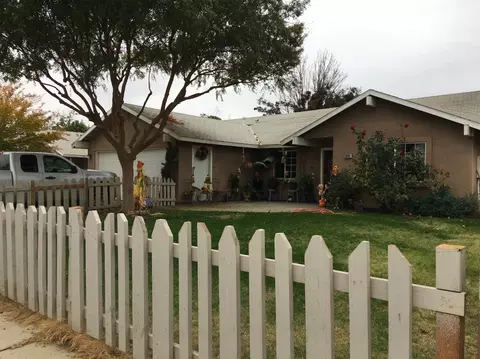 28242 Posey Ave, Madera, CA 93638 photo 1