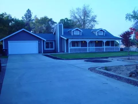 18898 Zelkova Way, Madera, CA 93638 photo 1