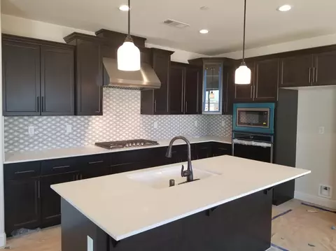1658 N Whitmore, Clovis, CA 93619 photo 1