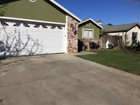 2130 Harrison Ct, Chowchilla, CA 93610 photo 1