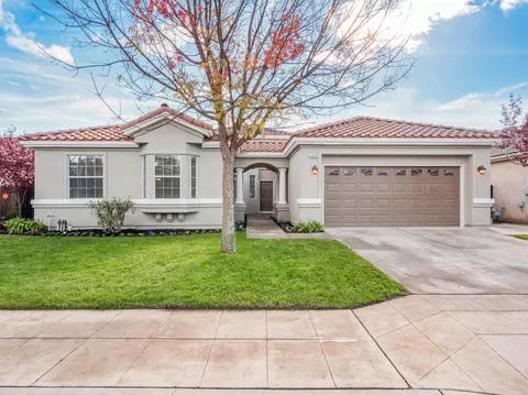 6005 W Everett Ave, Fresno, CA 93722 photo 1