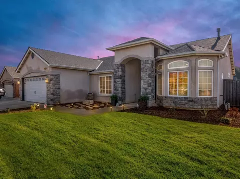 2289 Oak Ave, Sanger, CA 93657 photo 1