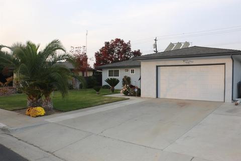 457 W San Jose Ave, Clovis, CA 93612 photo 1