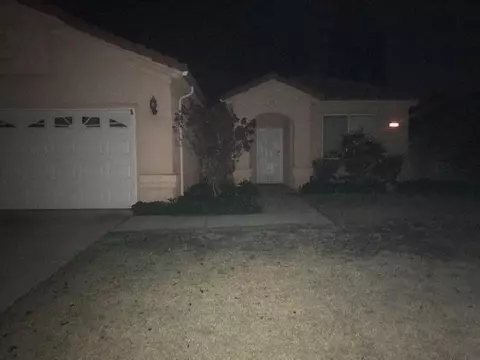 2254 Sierra Madre Ave, Clovis, CA 93611 photo 1