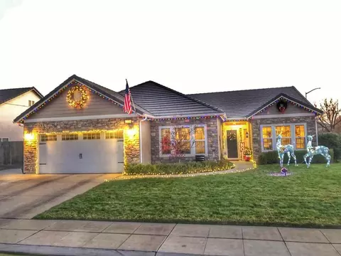 2836 Sierra Madre Ave, Clovis, CA 93611 photo 1