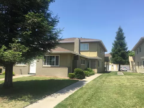 451 W Santa Ana Ave #4, Clovis, CA 93612 photo 1