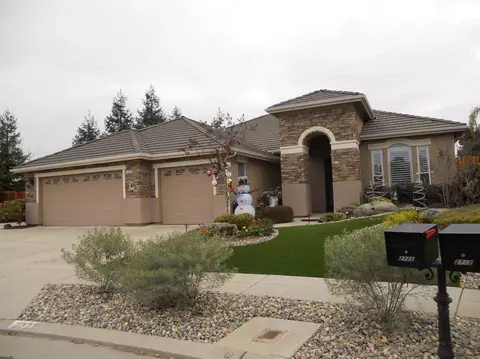 2722 Calimyrna Ave, Clovis, CA 93611 photo 1