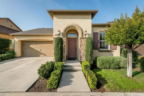 1580 N Nicolette Ln, Clovis, CA 93619 photo 1
