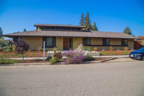 1725 S Teddy St, Visalia, CA 93277 photo 1