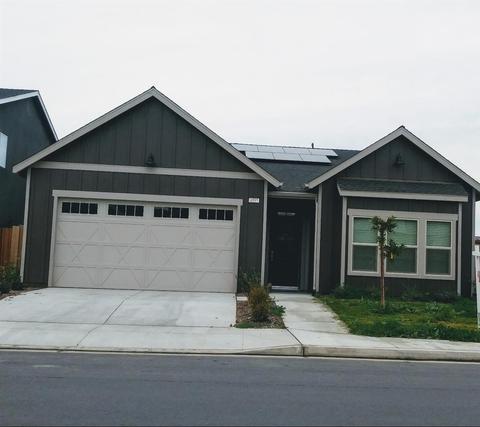 4095 Alamos Ave, Clovis, CA 93619 photo 1