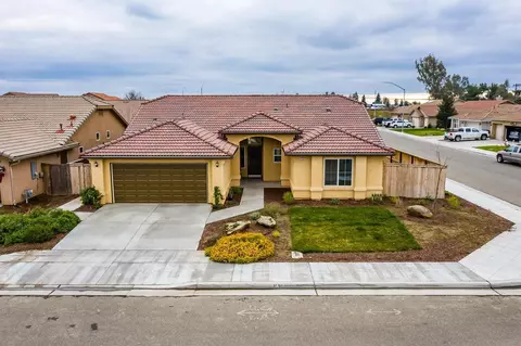 3580 Seaside Dr, Madera, CA 93637 photo 1