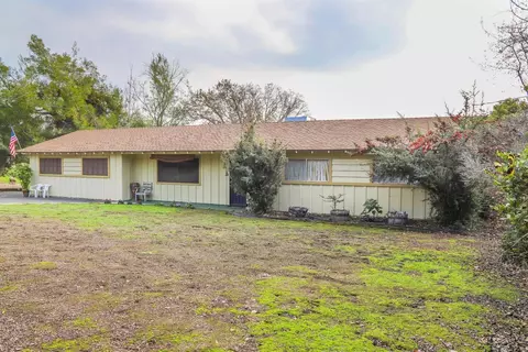22316 Auberry Rd, Clovis, CA 93619 photo 1