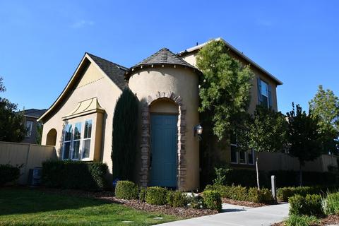 4034 Trenton Ave, Clovis, CA 93619 photo 1