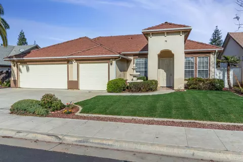 2737 Purvis Ave, Clovis, CA 93611 photo 1