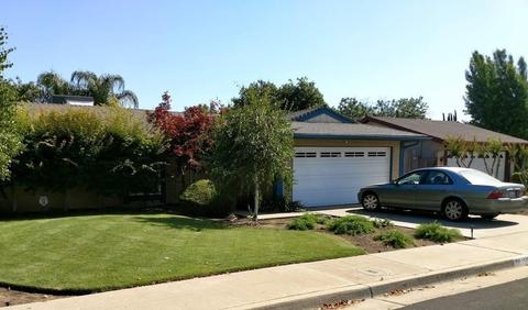 1552 Celeste Ave, Clovis, CA 93611 photo 1