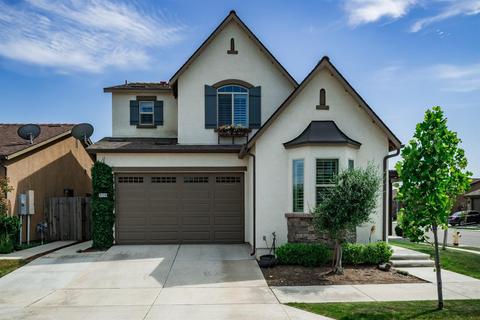 3124 Richert Ave, Clovis, CA 93619 photo 1