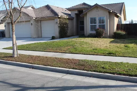 652 S Susan Ave, Kerman, CA 93630 photo 1