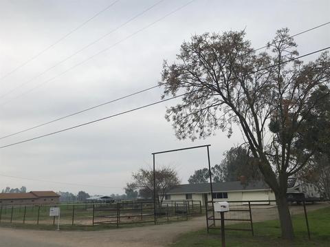 12553 E Gettysburg Ave, Sanger, CA 93657 photo 1