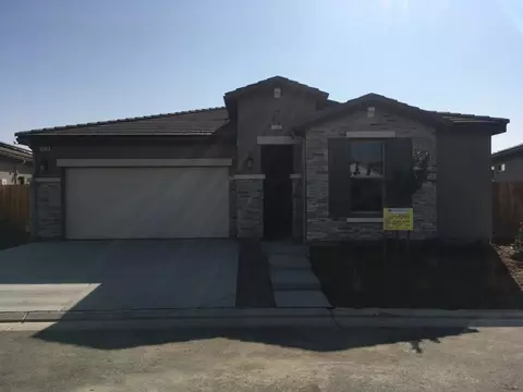 3830 Leigh Ln, Clovis, CA 93619 photo 1