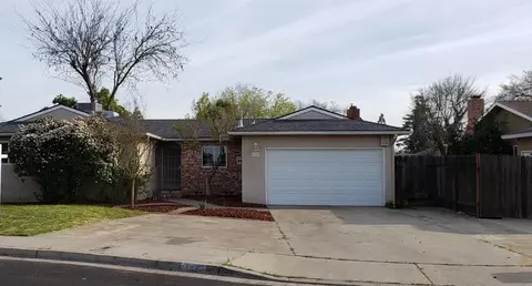 1684 Mitchell Ave, Clovis, CA 93611 photo 1