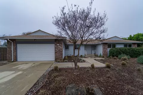 1745 Finchwood Ave, Clovis, CA 93611 photo 1
