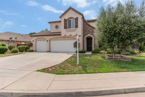 3124 Laverne Ave, Clovis, CA 93611 photo 1