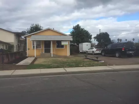 856 E Duff Ave, Reedley, CA 93654 photo 1